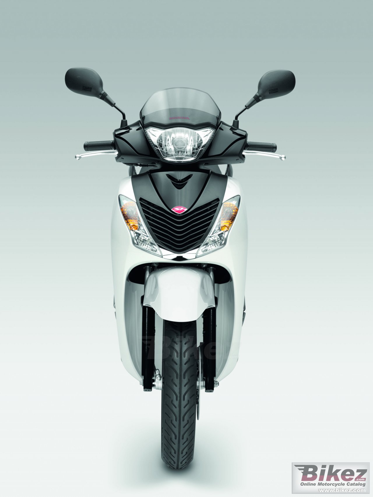 Big Honda sh150i picture and wallpaper from Bikez.com